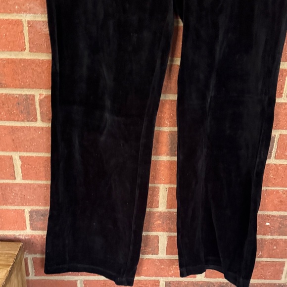 Zenergy By Chico’s Black Velour Pull On Pants - Picture 4 of 6